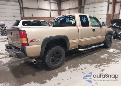 2000 Chevrolet Silverado 1500 Lt from USA, damaged, VIN 1GCEK19T8YE366855
